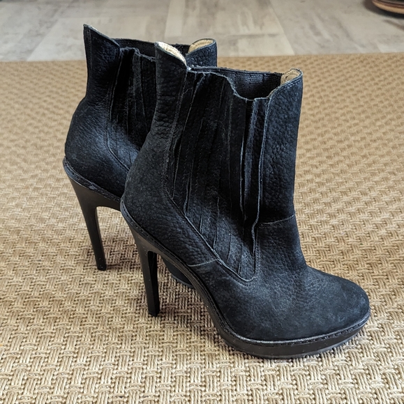 BCBG MAX AZRIA Women's Booties US 9 - Picture 1 of 7